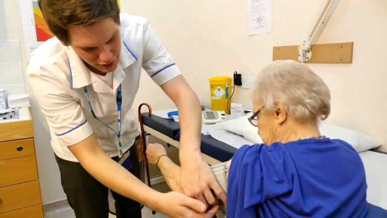 Health Care Assistant Role in Waltham Abbey